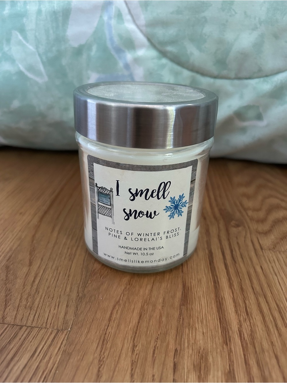 SmellsLikeMonday I Smells Snow Gilmore Girls Inspired Candle